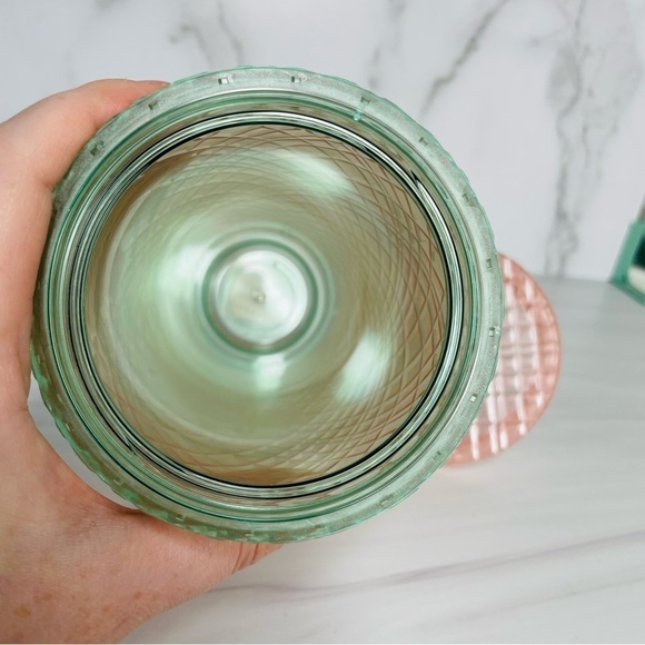 Starbucks 2023 Summer Jeweled Pearl Pink Green Venti 24oz Cold Cup Tumbler NWT - Picture 6 of 6